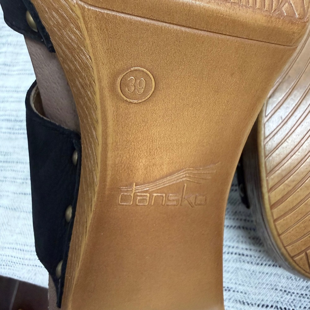 Dansko Ramona Black Suede Platform Heel Size 39 Studded Slip On Sandal Comfort - Picture 10 of 10